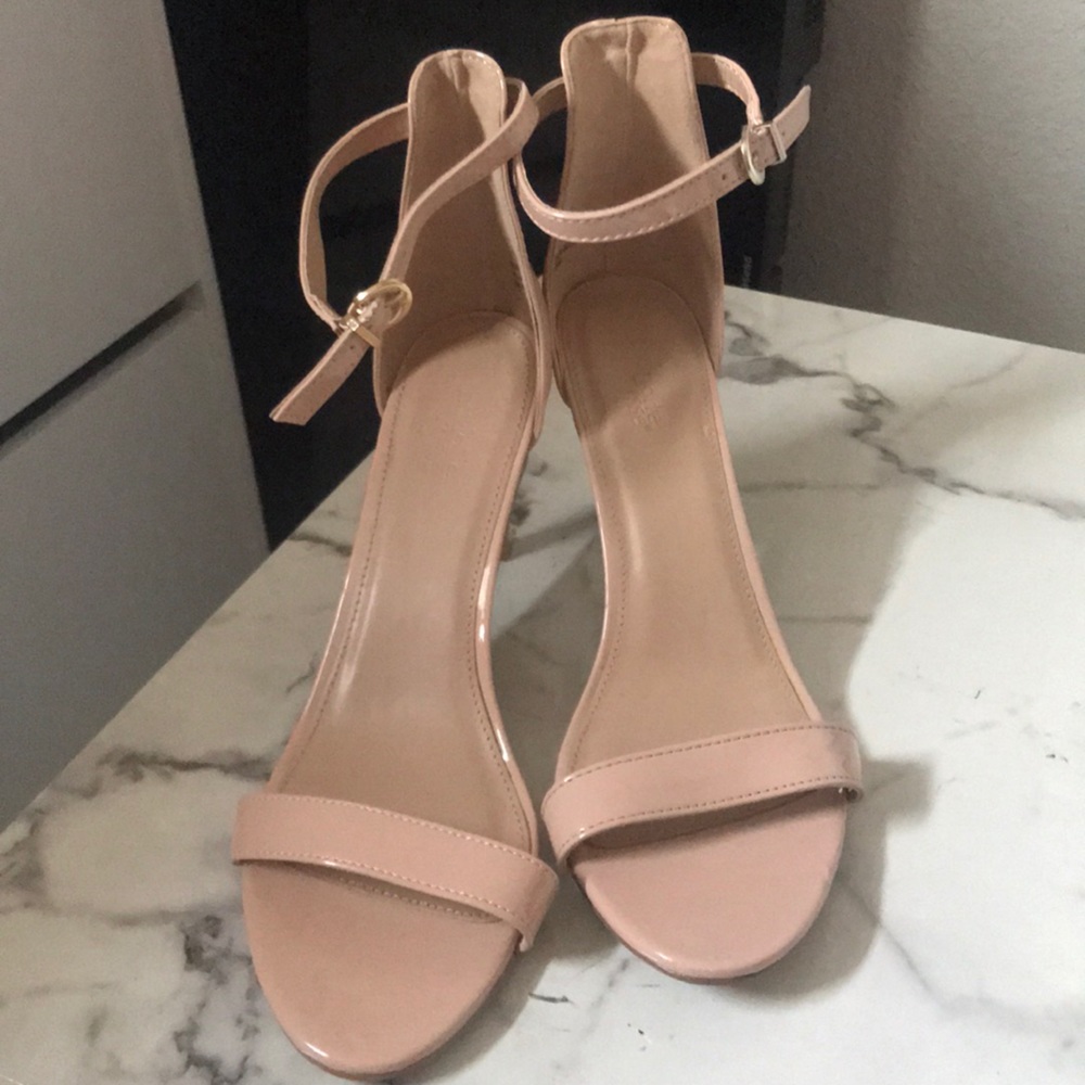 Open toed heels